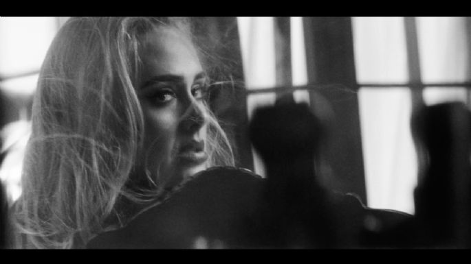 Adele podría recibir una MULTA por su video 'Easy On Me' por tirar BASURA