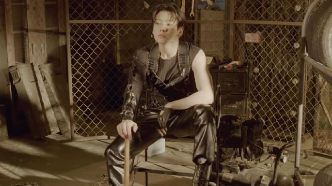 BTS: Jungkook en motocicleta y con outfit de cuero derritió a ARMY en el ‘2022 SEASON’S GREETINGS' SPOT  (VIDEO)