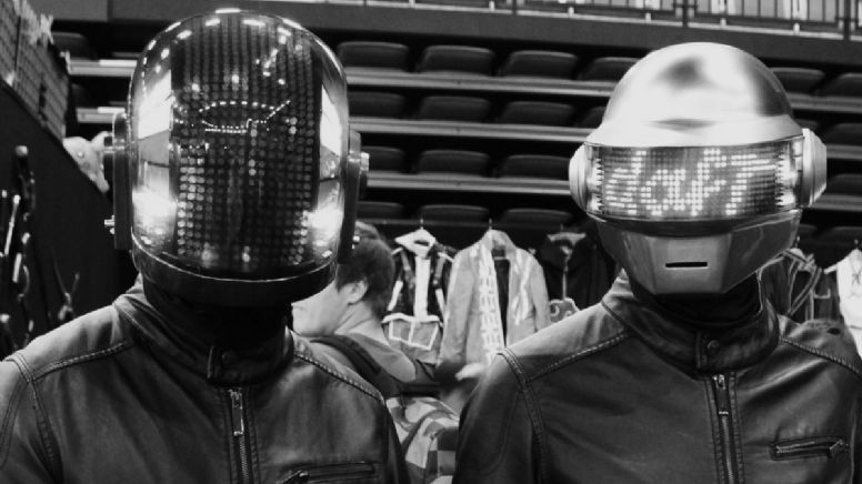 7 canciones de Daft Punk que debes escuchar de nuevo