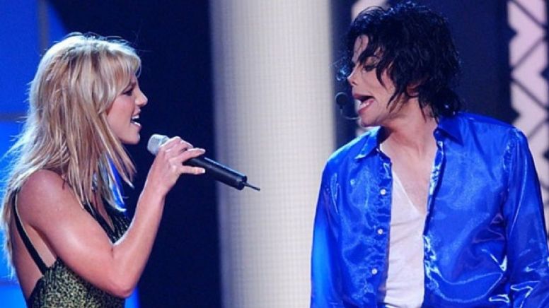 La INCREÍBLE presentación de Britney Spears y Michael Jackson (VIDEO)