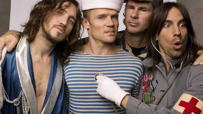 'By the Way': La historia del disco que convirtió a los Red Hot Chili Peppers en leyenda hace 19 años