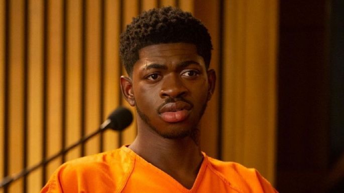 Lil Nas X se BURLA de su DEMANDA con Nike por los 'Satan Shoes' y anuncia nueva canción (VIDEO)