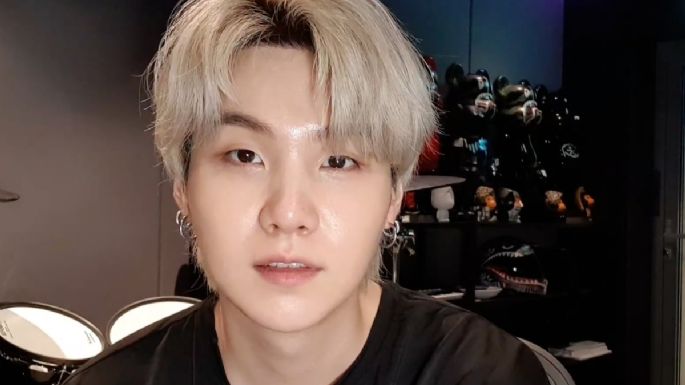 ¿Suga en moto? el rapero de BTS deja ver un casco de motociclista en su reciente Vlive (VIDEO)