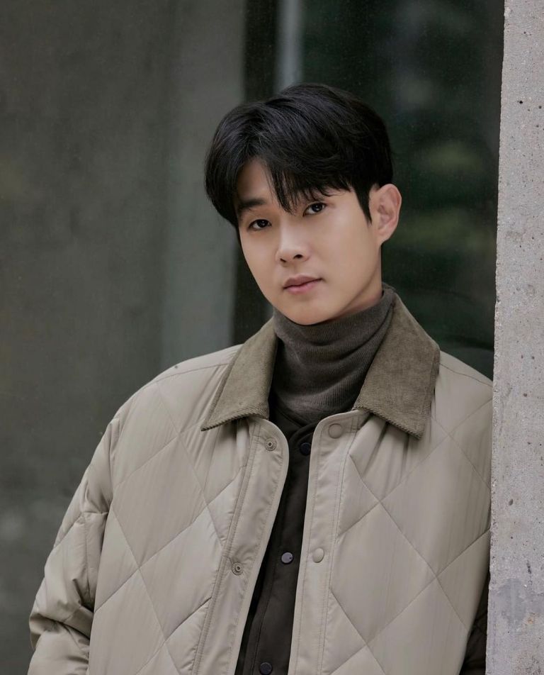 Choi-Wooshik-k-dramas-actor-guapo