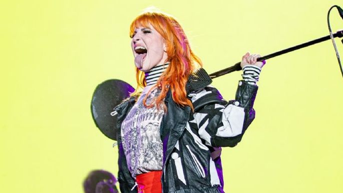 Paramore y Arctic Monkeys fueron los MEJORES artistas de segundo día del Corona Capital 2022