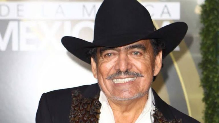 Un idiota es la canción de Joan Sebastian que definitivamente no debes de deicar si fuiste infiel