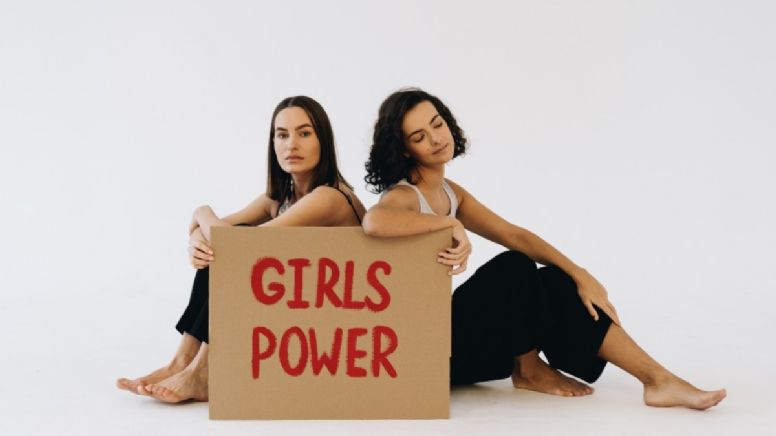 5 podcasts de feminismo que debes escuchar en Spotify
