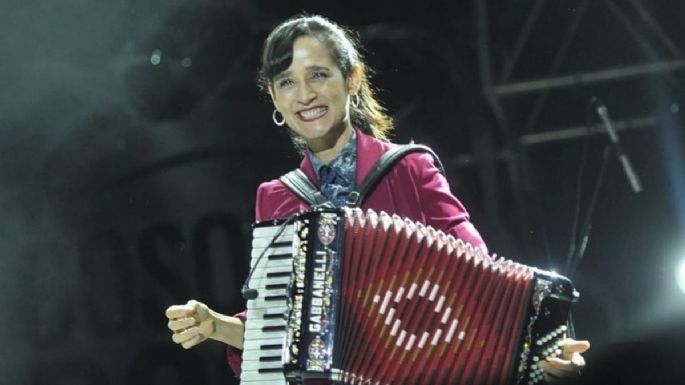 Julieta Venegas fue lo MEJOR del Vive Latino 2022; estas fotos y videos en redes lo demuestran