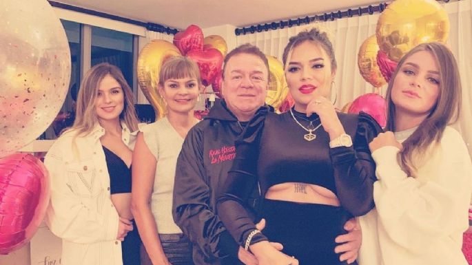 ¿Quién es la familia de Karol G?