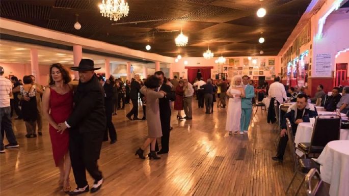 3 lugares para ir a bailar salsa en la CDMX