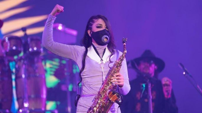 ¿Quién es María Elena Ríos, la saxofonista que apareció con Maldita Vecindad en el Zócalo?