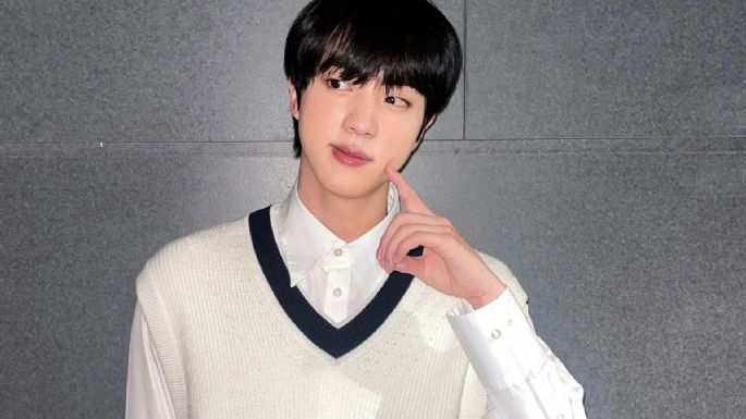 3 fotos de Jin de BTS donde se ve adorable y hermoso