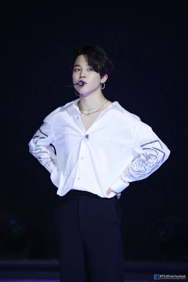 Jimin BTS Cuánto mide cuánto pesa