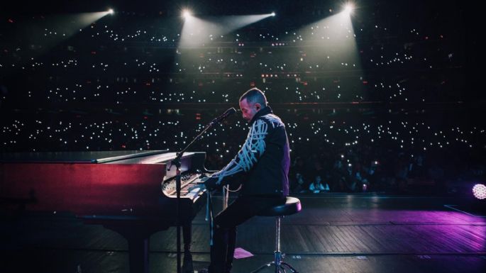 ¿Por Yuridia? La vez que Mario Domm rompió en llanto al cantar  'Aléjate de Mi' | VIDEO