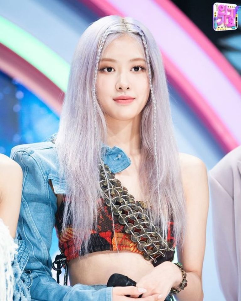 Rosé de BLACKPINK y sus peinados para cabello largo