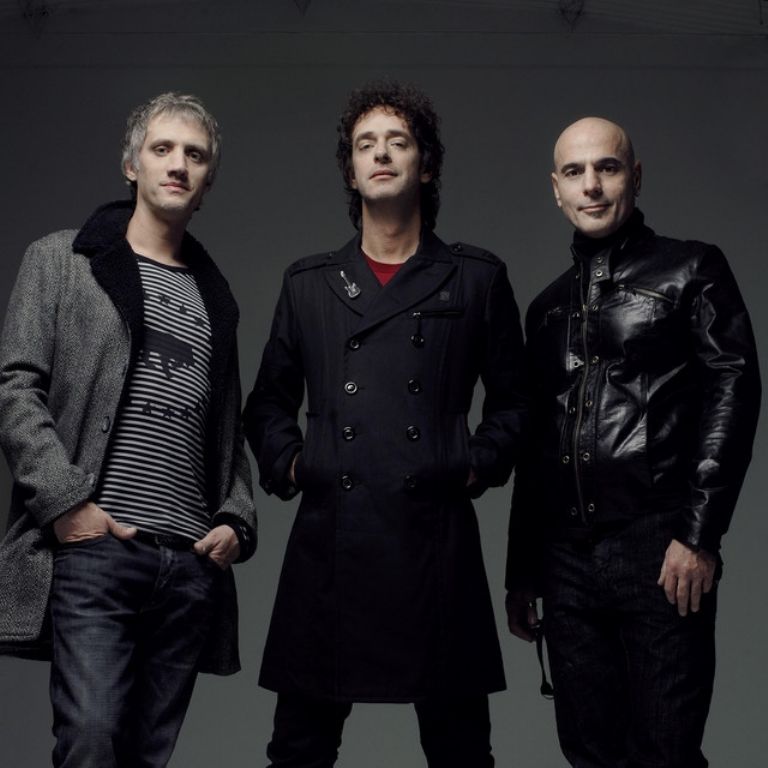 Soda Stereo, canción, mujeres