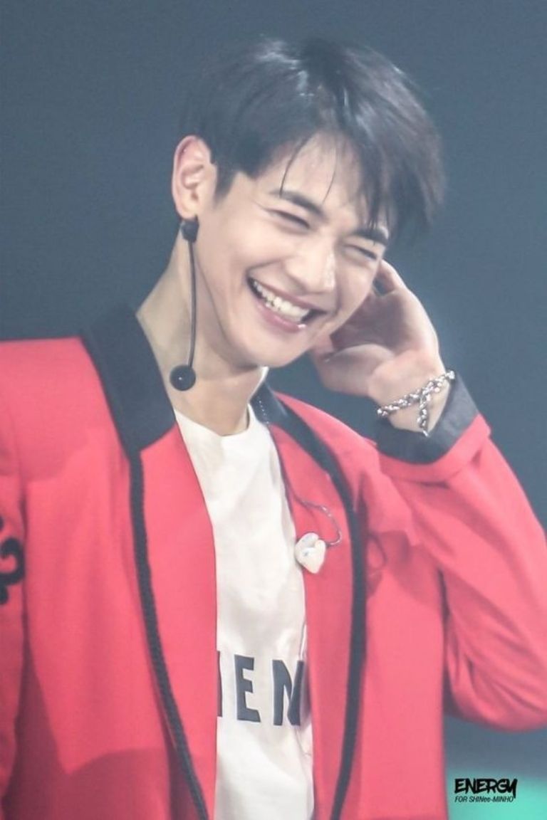 Choi-Min-Ho-SHINee-fotos-sonrisa