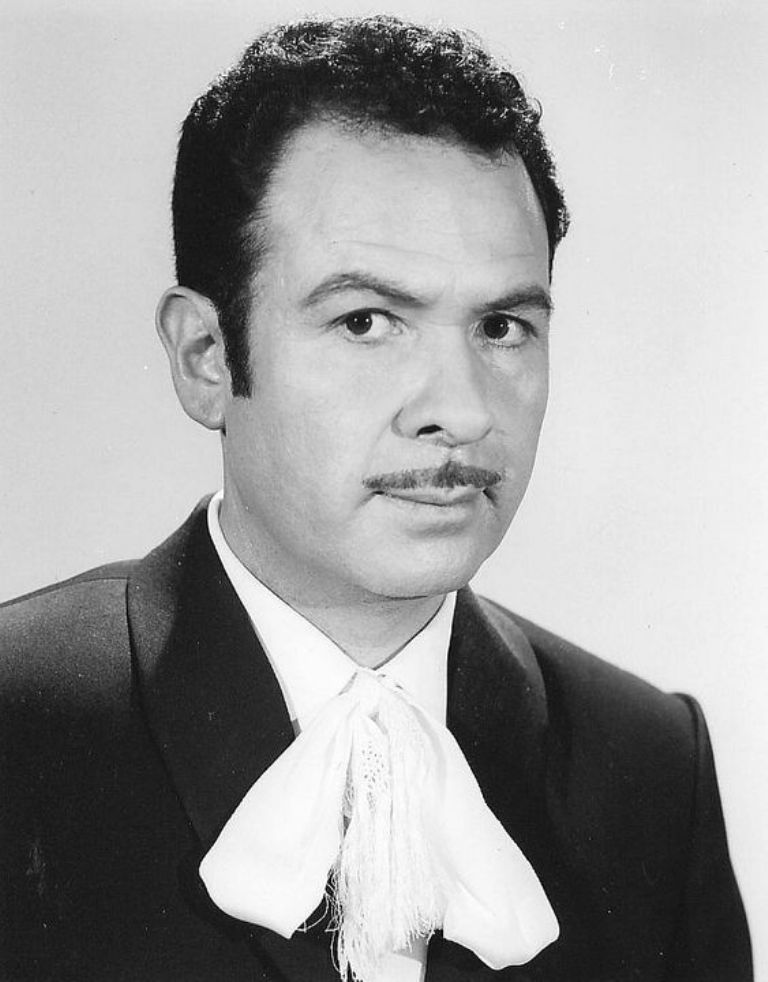 Estas canciones rancheras tristes de Antonio Aguilar te recordarán a los que ya no están contigo