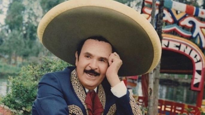 5 canciones de Antonio Aguilar que debes escuchar en un día de limpieza profunda