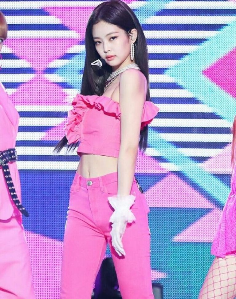 outfits rosas Jennie BLACKPINK