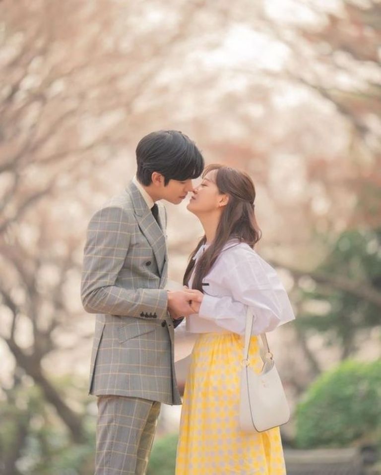 Las series coreanas de amor tienen varias parejas envidiables