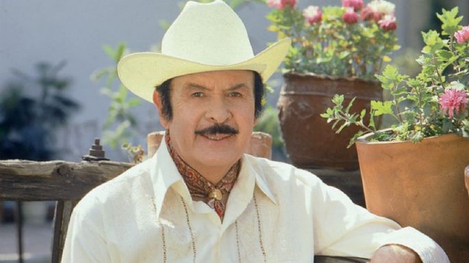 Canciones de Antonio Aguilar perfectas para cantar todo adolorido en una cantina