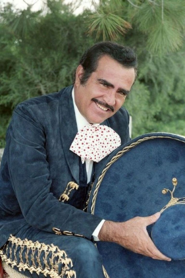 qué canciones son románticas de vicente fernández