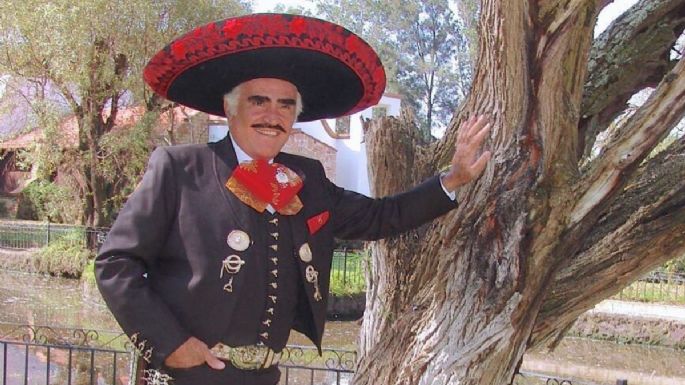 Vicente Fernández tiene las canciones perfectas para cantar mientras te bañas