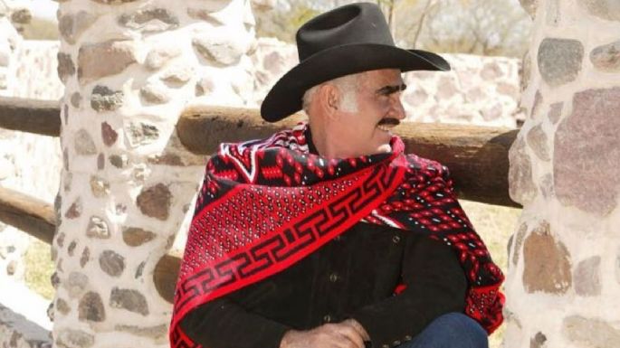 3 canciones de Vicente Fernández para escuchar mientras escombras tu sala y cantas bien fuerte