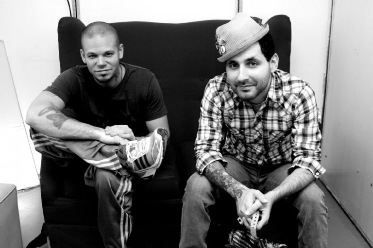 calle 13, la vuelta el mundo, canción