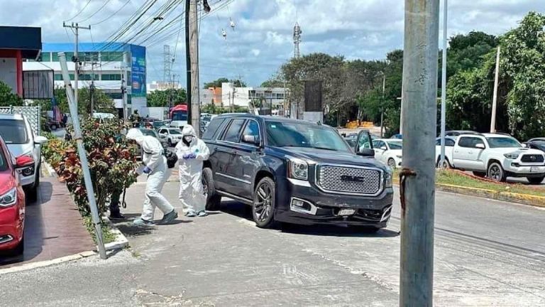 Natanael Cano llegó a Cancún a celebrar su cumpleaños y su camioneta recibe impactos de bala