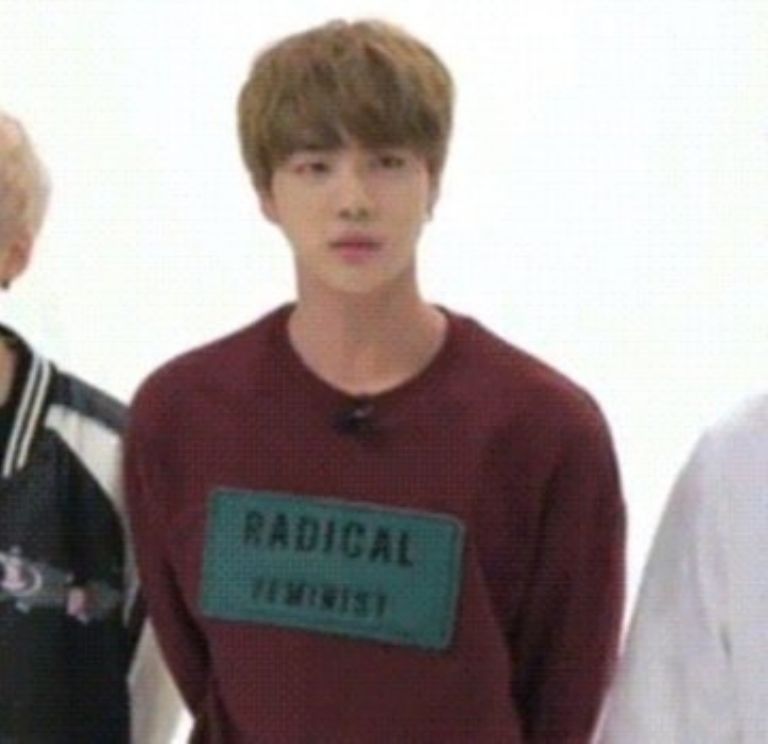 BTS demuestra su apoyo a las mujeres y se pronuncia en contra del machismo playeras feminsitas