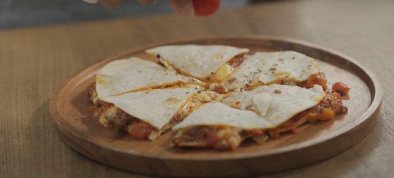 Esta el quesadilla de kimchi que preparó BTS