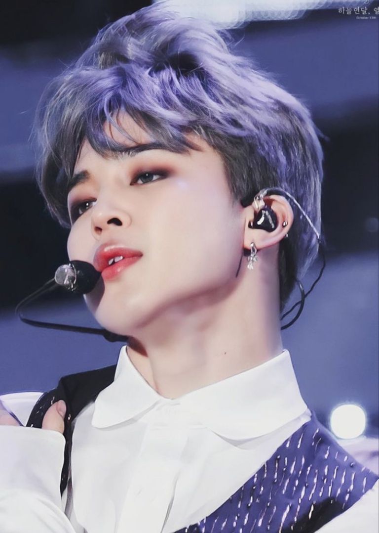 Jimin maquillaje bonito BTS