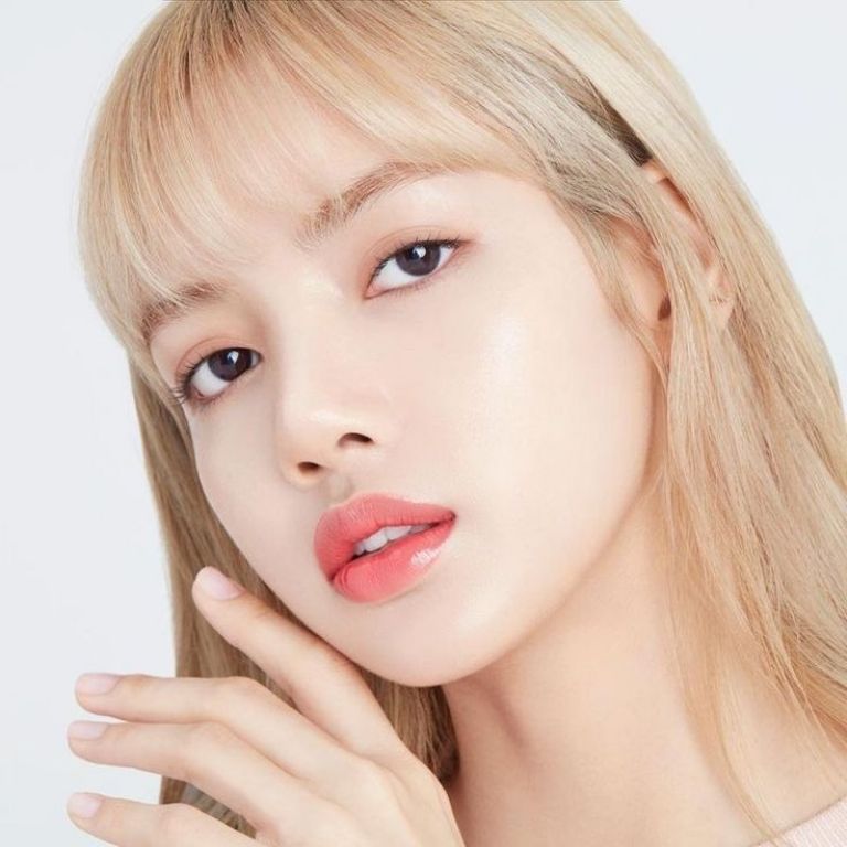 Lisa Blackpink fotos sin maquillaje