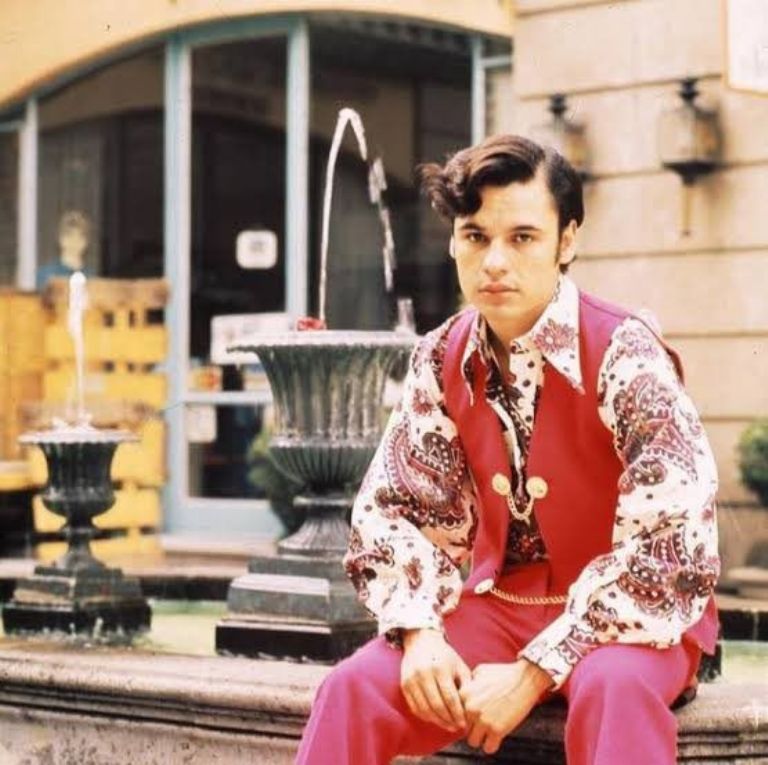 Juan Gabriel ícono música LGBT