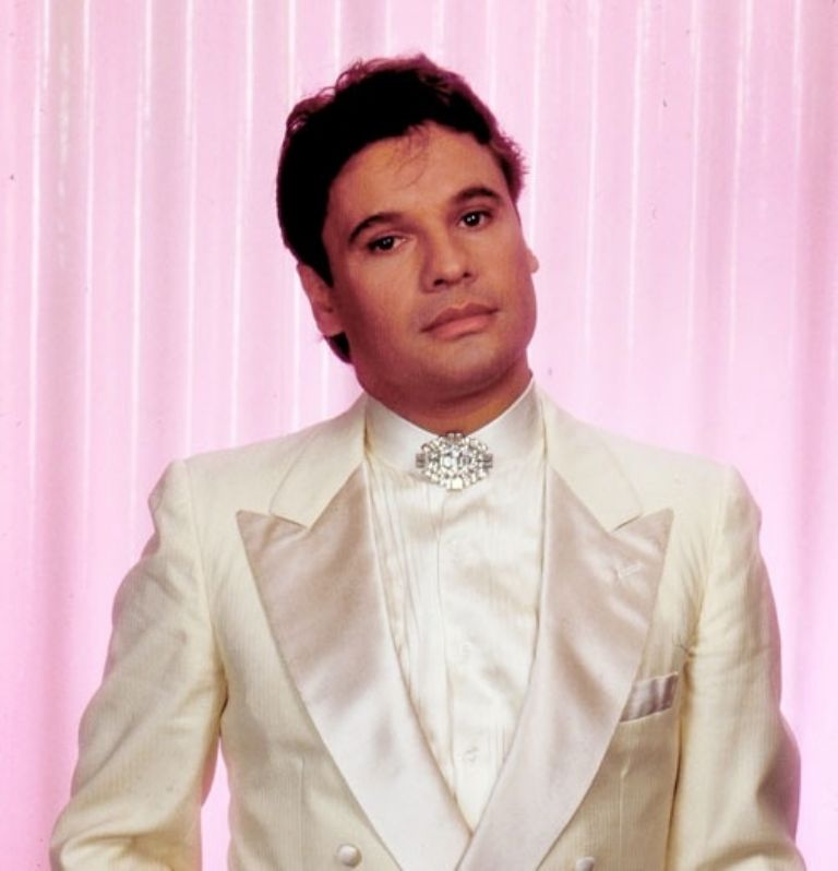 Juan Gabriel ícono música LGBT