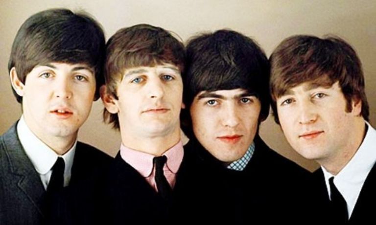 The Beatles canción Its only love 