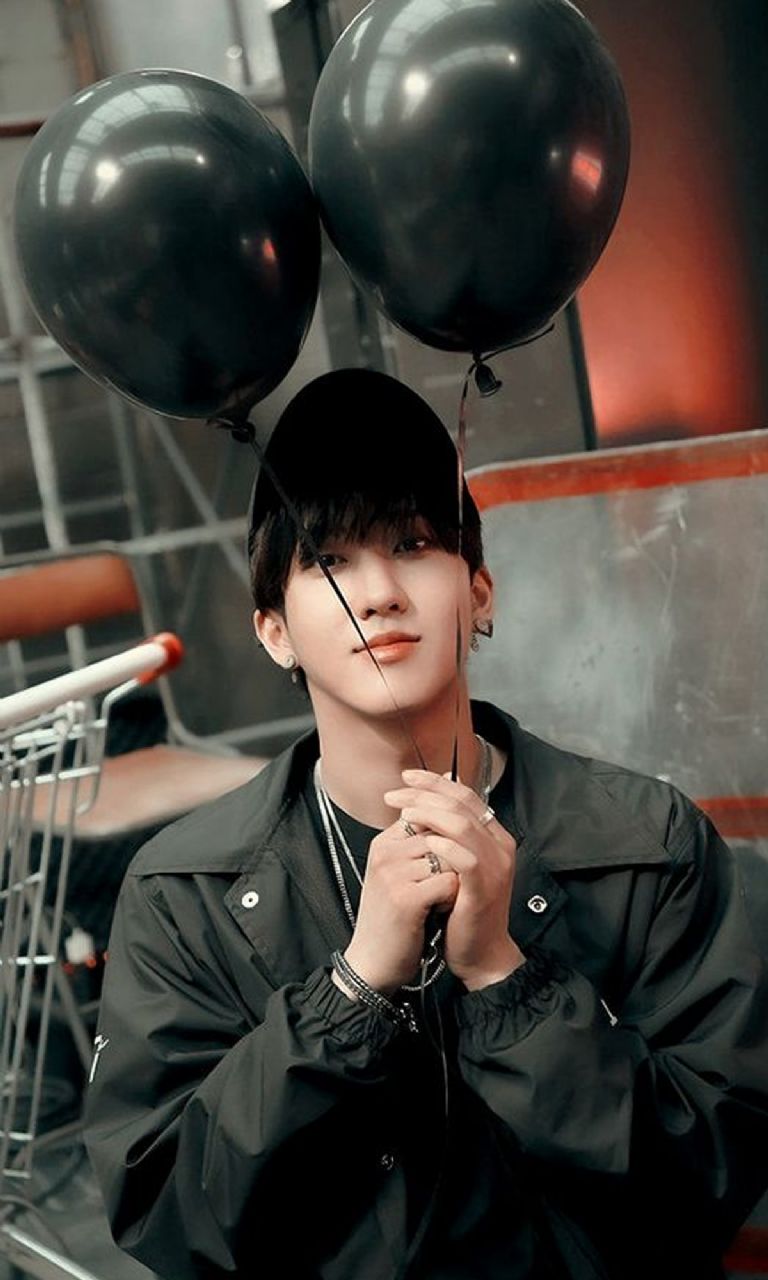 Fondo de pantalla de Changbin de Stray Kids