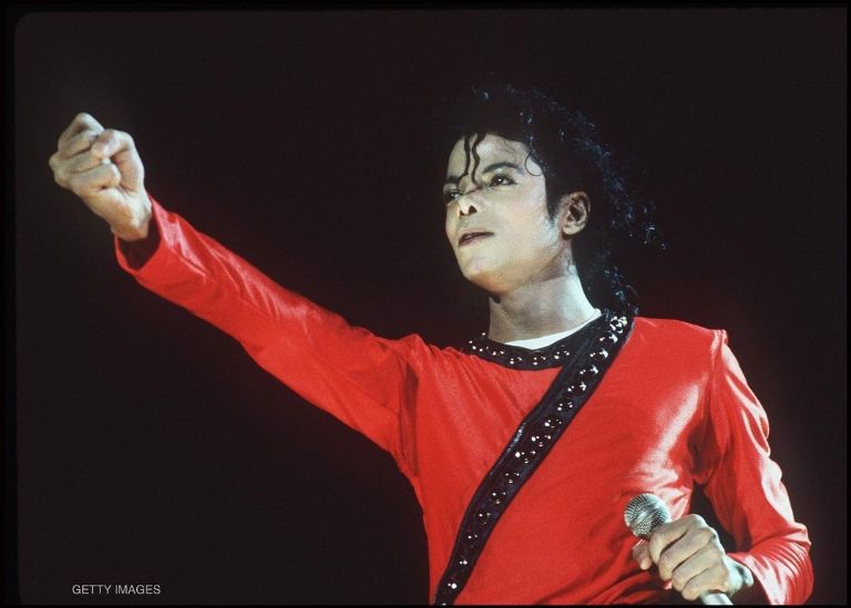 Wanna Be Startin Something es una canción de Michael Jackson por la cual pagó mucho dinero debido a plagio