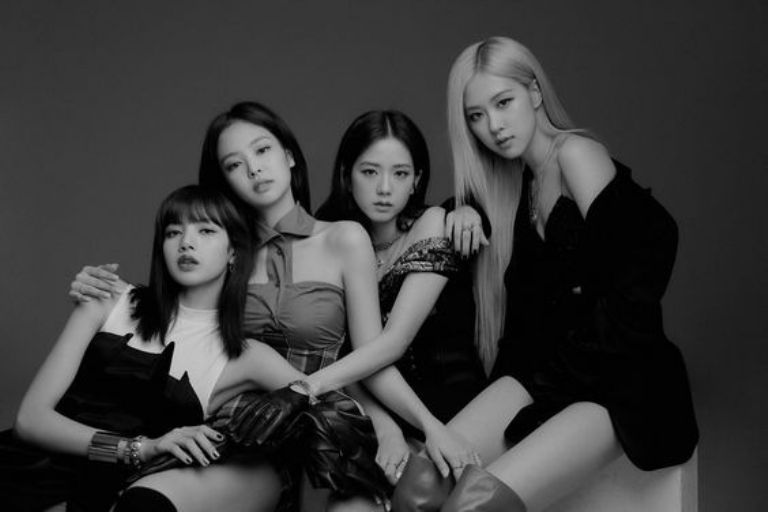 BLACKPINK renovación contrato YG 