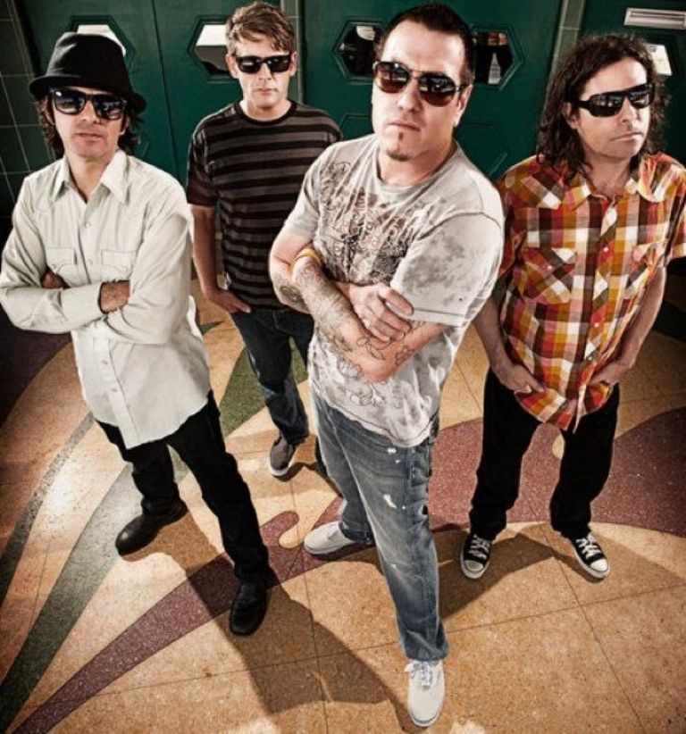 Te decimos de qué murió el cantante de Smash Mouth Steve Harwell