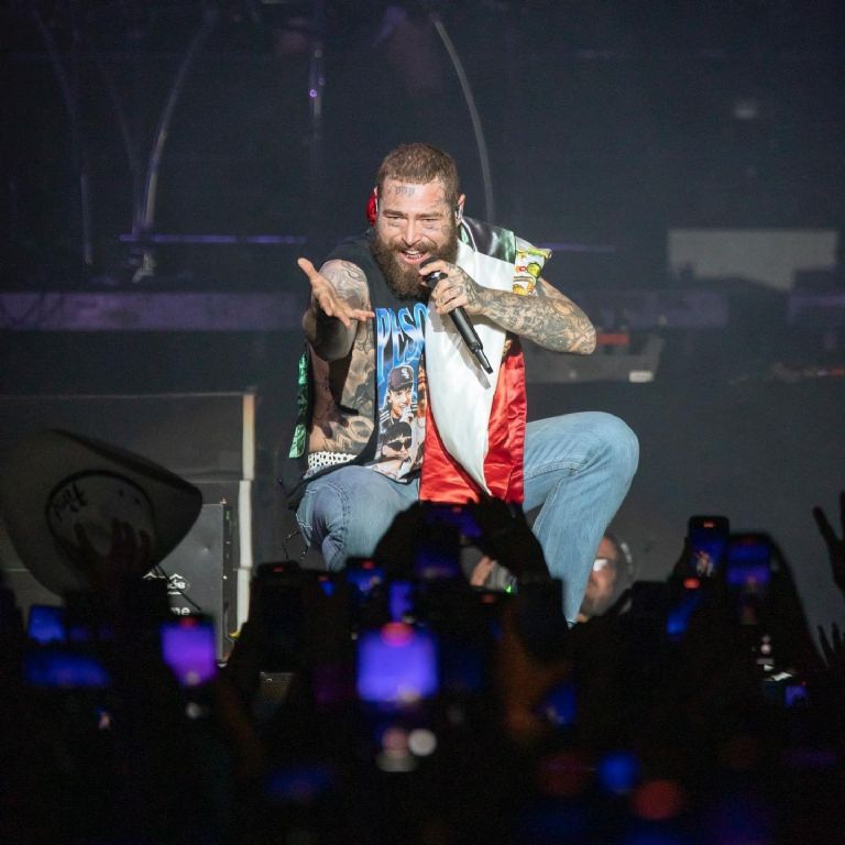 Peso Pluma también estuvo en el concierto que Post Malone hizo en el Foro Sol