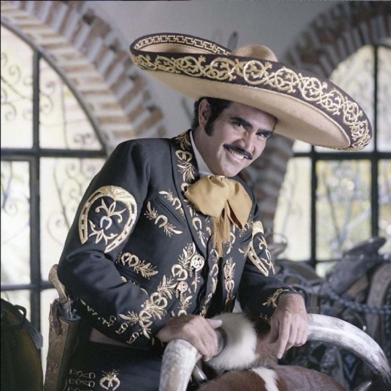 Estas son las canciones viejitas pero bonitas de Vicente Fernández