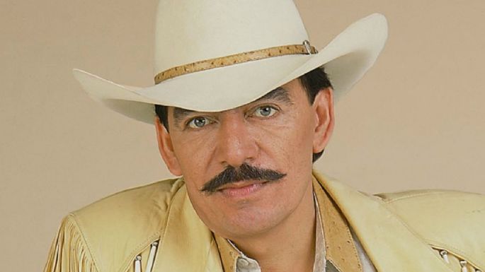 Joan Sebastian tiene la canción más romántica y lujuriosa que debes dedicar