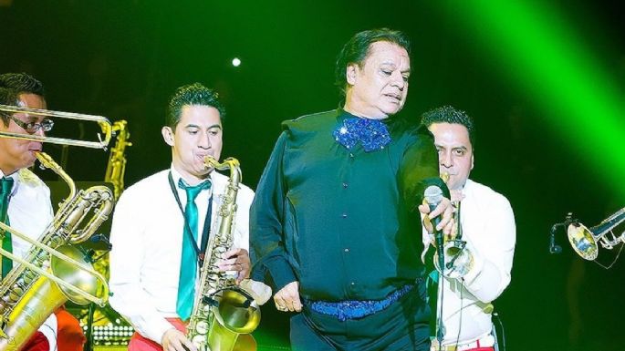 Juan Gabriel tiene las canciones perfectas para lavar todo el baño