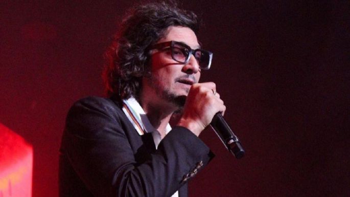 ¿Qué le pasó a León Larregui? El vocalista de Zoé asegura que lo golpearon en París