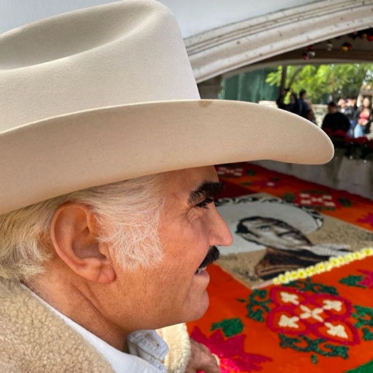 Canciones tristes Vicente Fernández llorar 14 de febrero