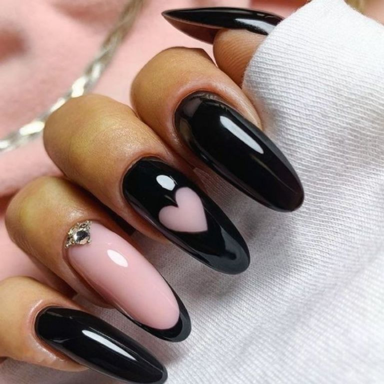 Diseño de uñas para San Valentín BLACKPINK