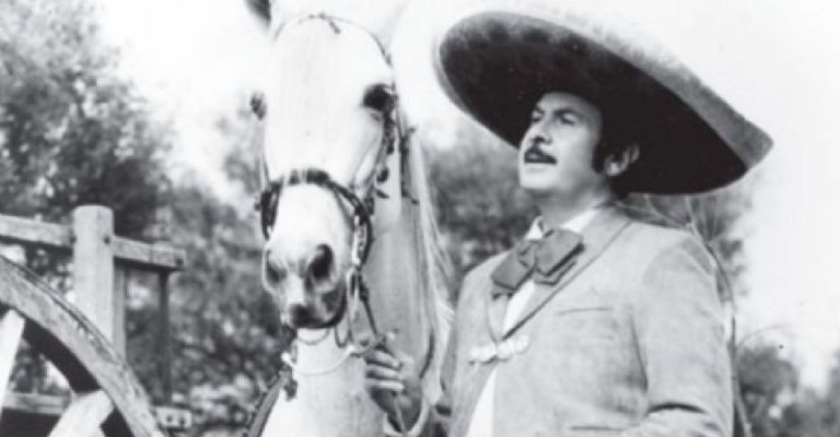 antonio aguilar y su caballo blanco